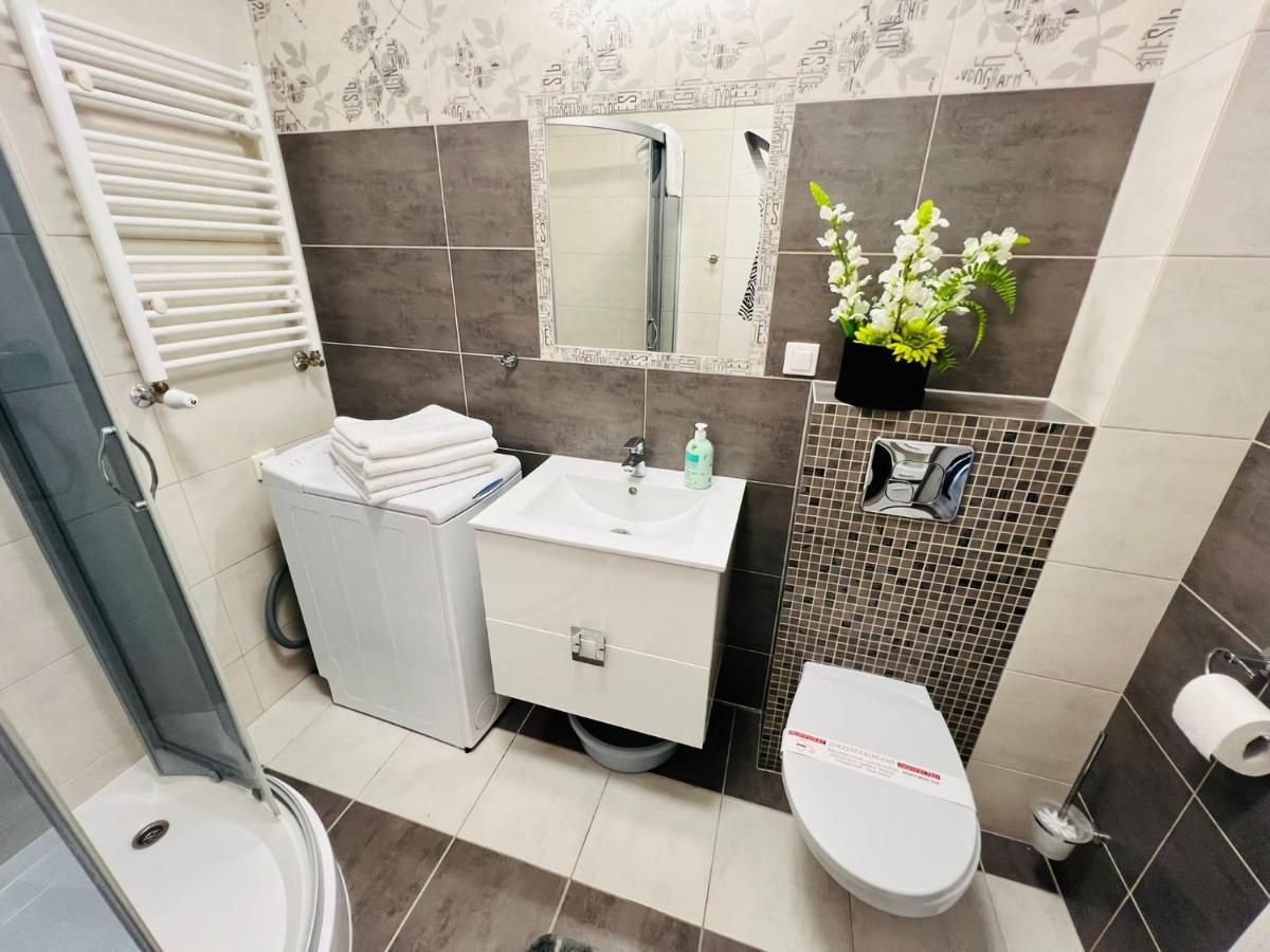 Apartament Eva 2 เยเลเนียกูรา ภายนอก รูปภาพ